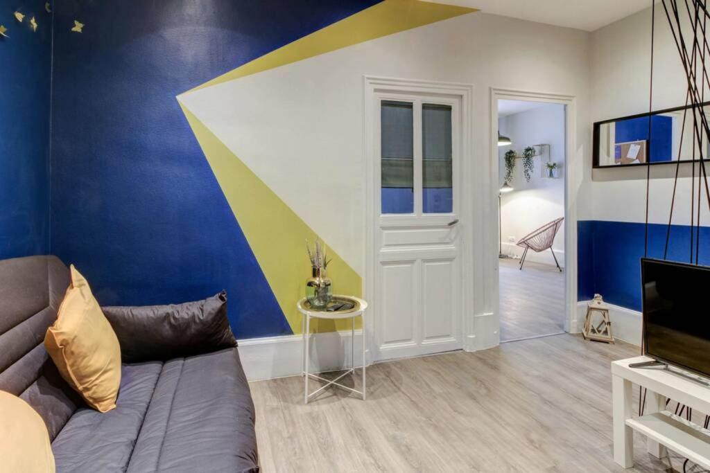 Le Dormeur Du Val - Topdestination Dijon - Centre Ville - Classe 3 Etoiles المظهر الخارجي الصورة