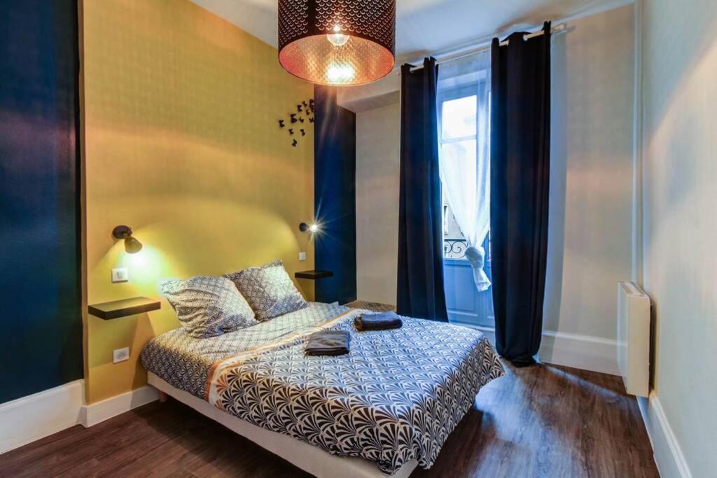 Le Dormeur Du Val - Topdestination Dijon - Centre Ville - Classe 3 Etoiles المظهر الخارجي الصورة