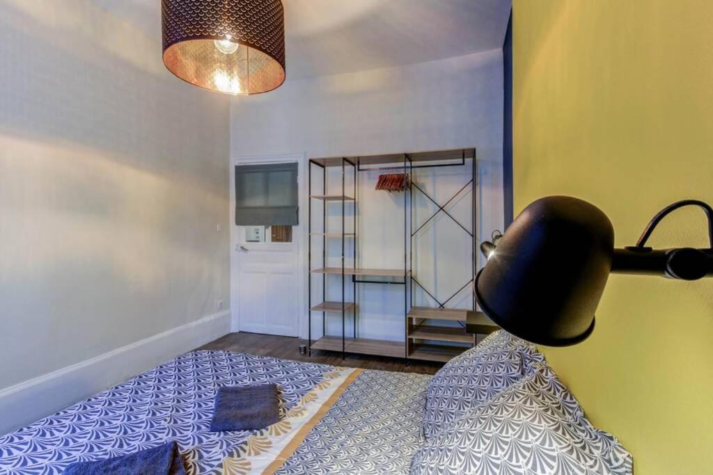 Le Dormeur Du Val - Topdestination Dijon - Centre Ville - Classe 3 Etoiles المظهر الخارجي الصورة